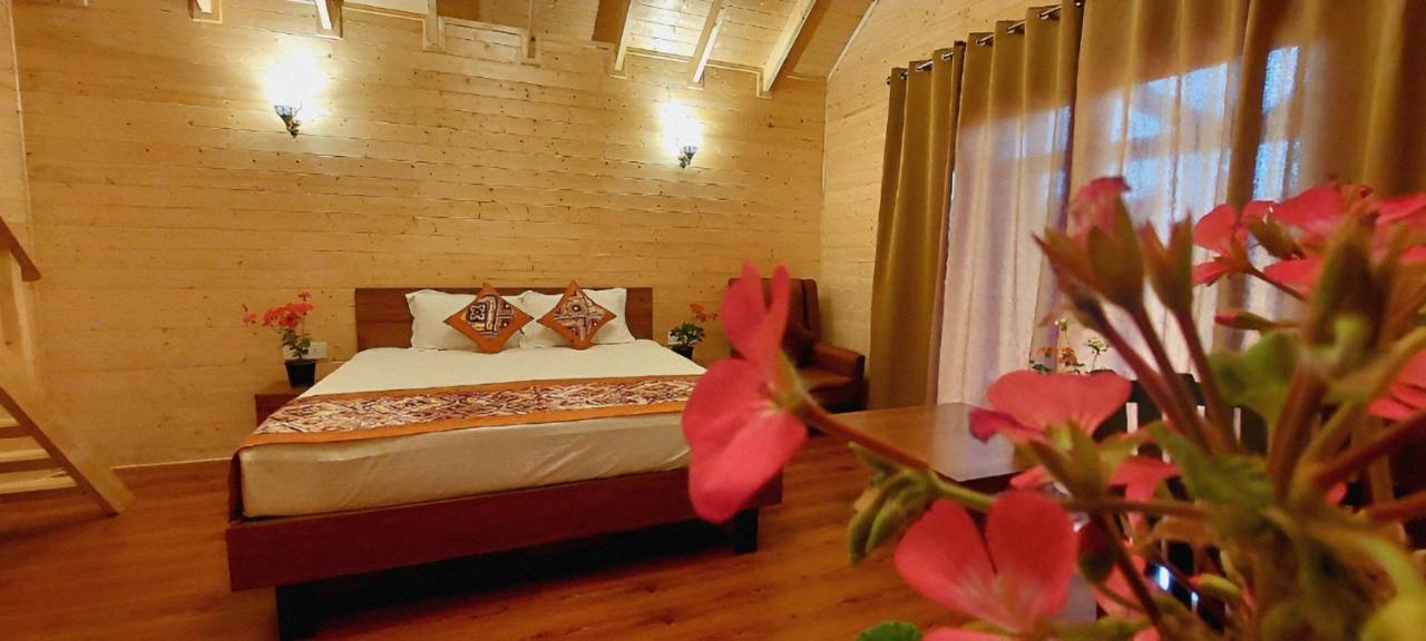Vanprastha Resorts Dwarahat Exteriör bild