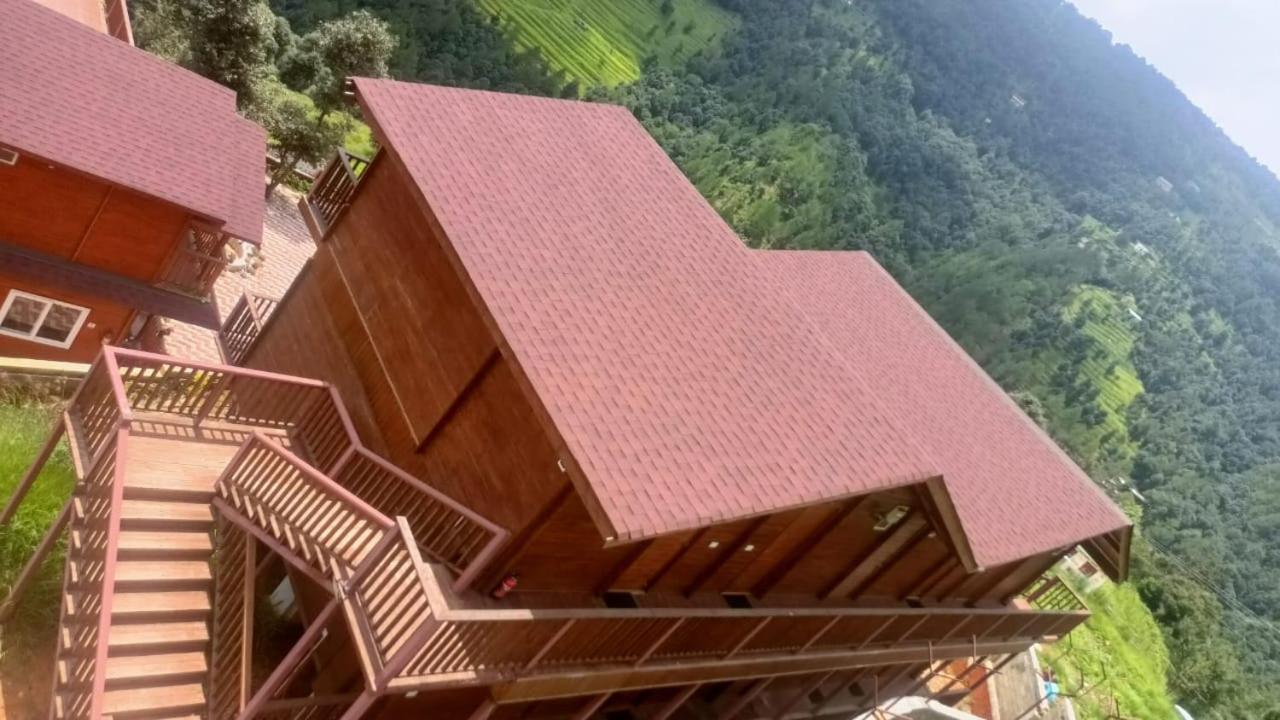 Vanprastha Resorts Dwarahat Exteriör bild