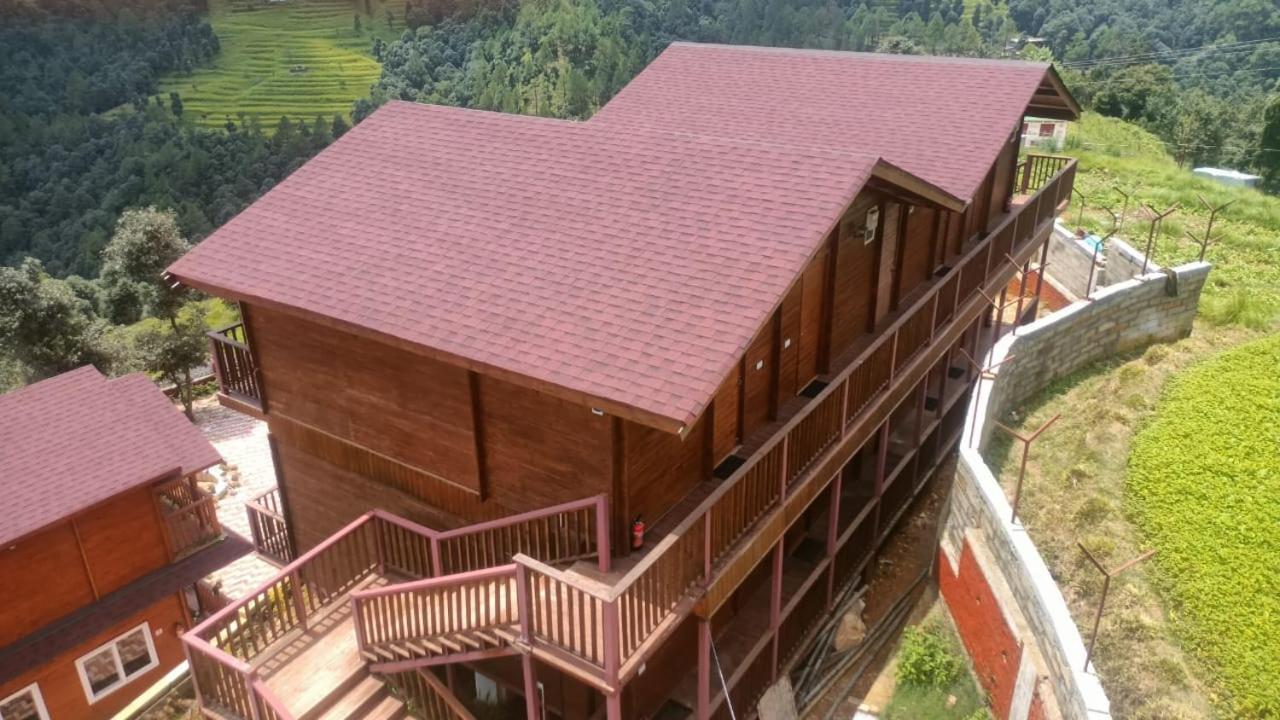 Vanprastha Resorts Dwarahat Exteriör bild