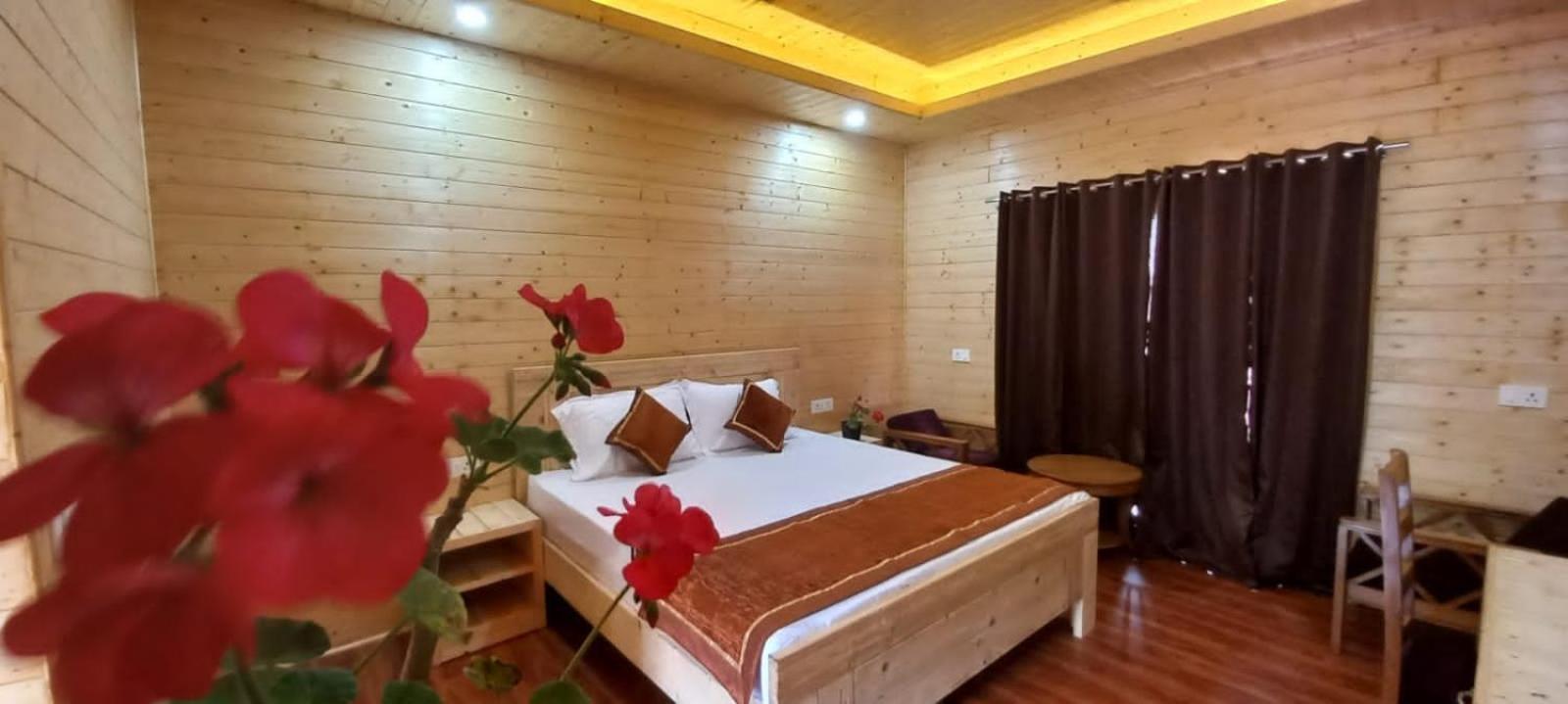Vanprastha Resorts Dwarahat Exteriör bild
